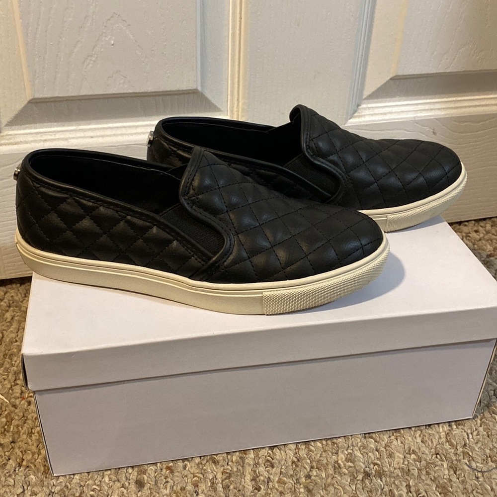 Steve Madden Slip Ons